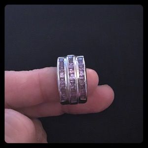 Ring with pale lavender jewels